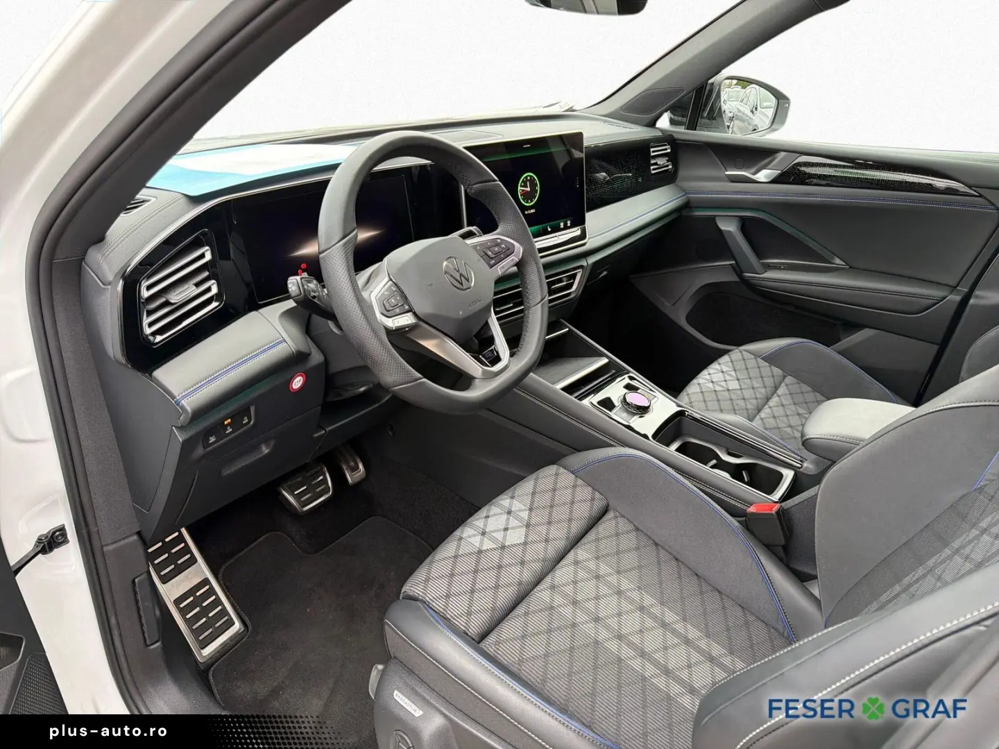 VW Tiguan 2.0 TDI DSG R-Line BLACK NAVI IQ.LIGHT