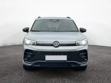 VW Tiguan 2.0 DSG TDI R-LINE 20  AHK NAVI BLACKSTYL