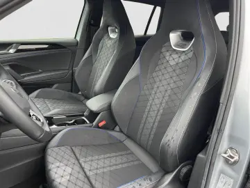 VW Tiguan 2.0 DSG TDI R-LINE 20  AHK NAVI BLACKSTYL