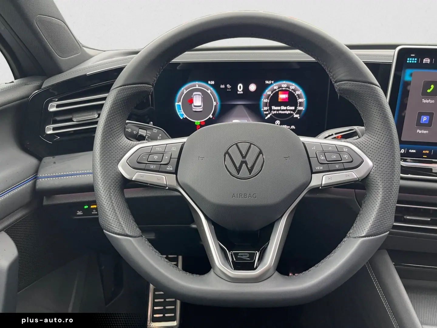 VW Tiguan 2.0 DSG TDI R-LINE 20  AHK NAVI BLACKSTYL