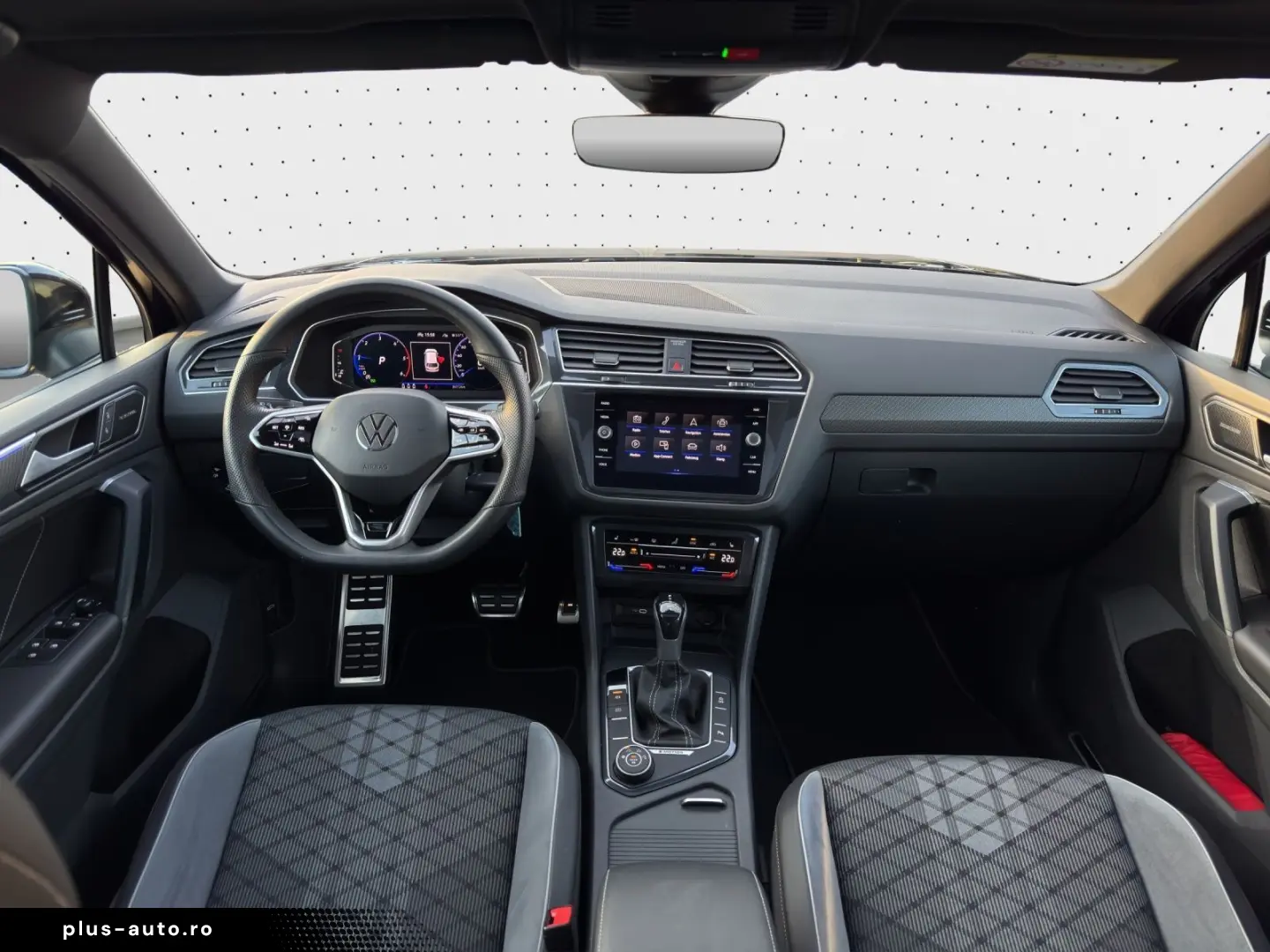 VW Tiguan 2.0 TDI R-Line Black Style 4Motion Navi P