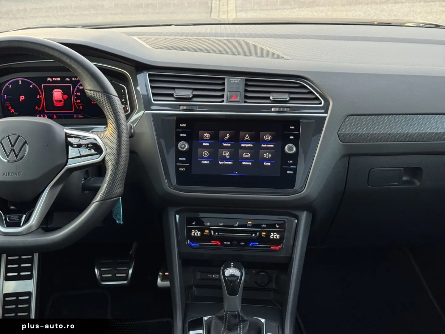 VW Tiguan 2.0 TDI R-Line Black Style 4Motion Navi P