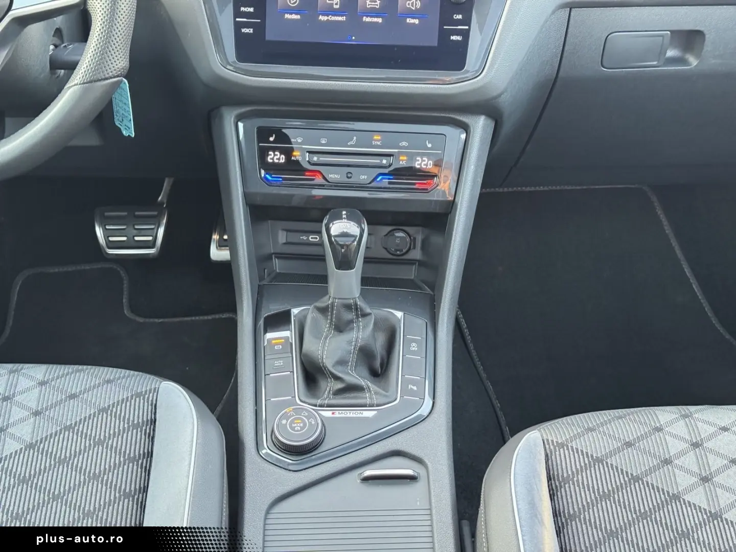 VW Tiguan 2.0 TDI R-Line Black Style 4Motion Navi P