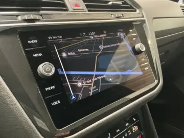 VW Tiguan R-Line 1.5 TSI 7-DSG ACC AHK DCC IQLIGHT