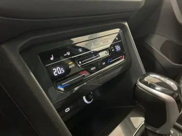 VW Tiguan R-Line 1.5 TSI 7-DSG ACC AHK DCC IQLIGHT