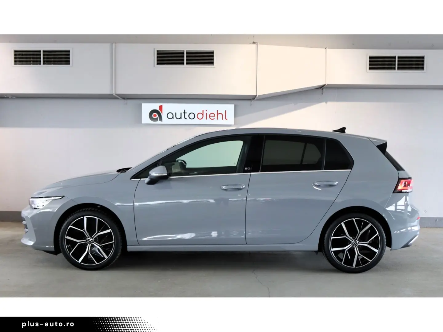 VW Golf VIII 1.5 eTSI DSG Edition 50 Pano Keyless