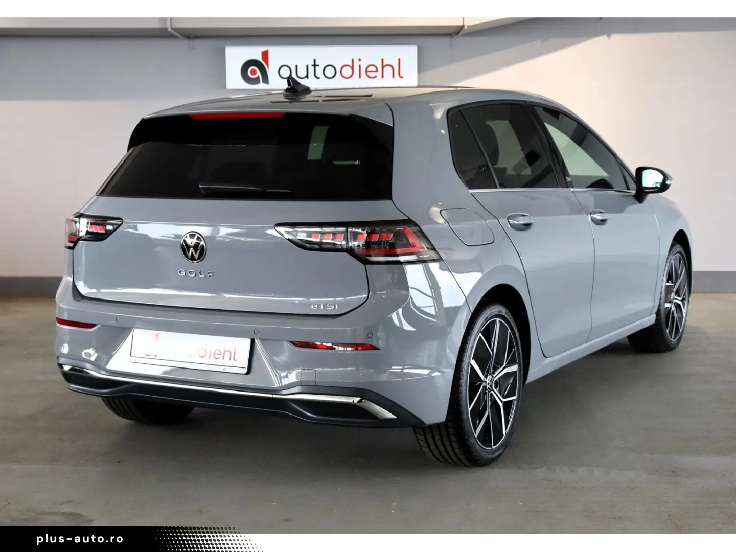 VW Golf VIII 1.5 eTSI DSG Edition 50 Pano Keyless