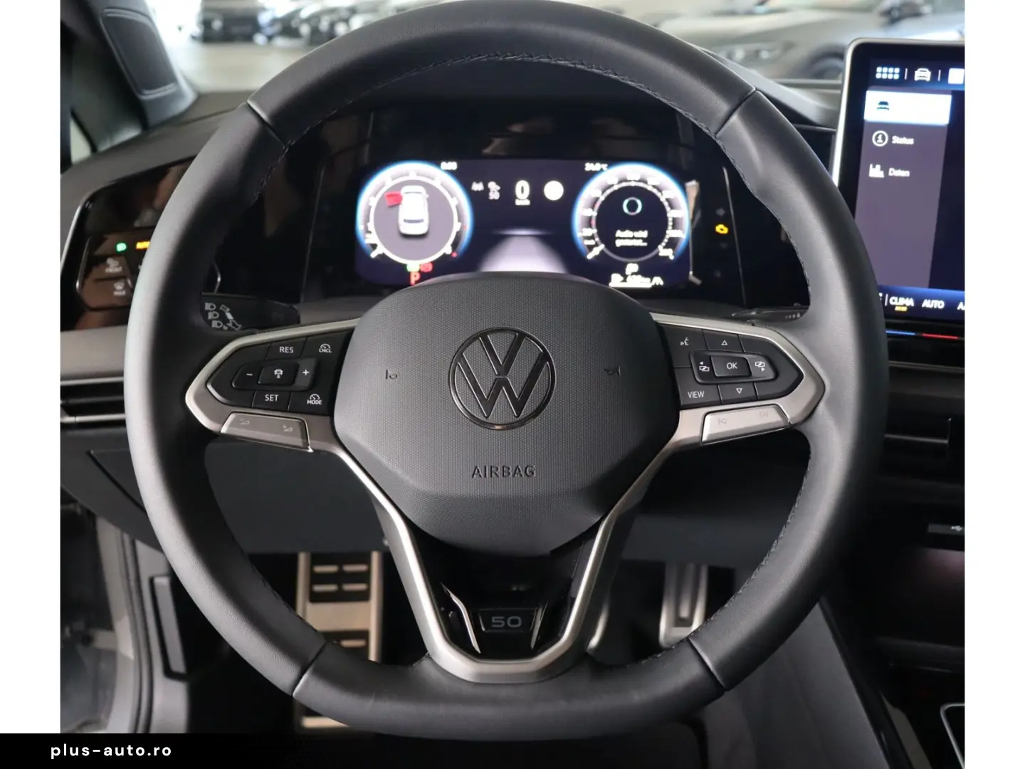 VW Golf VIII 1.5 eTSI DSG Edition 50 Pano Keyless