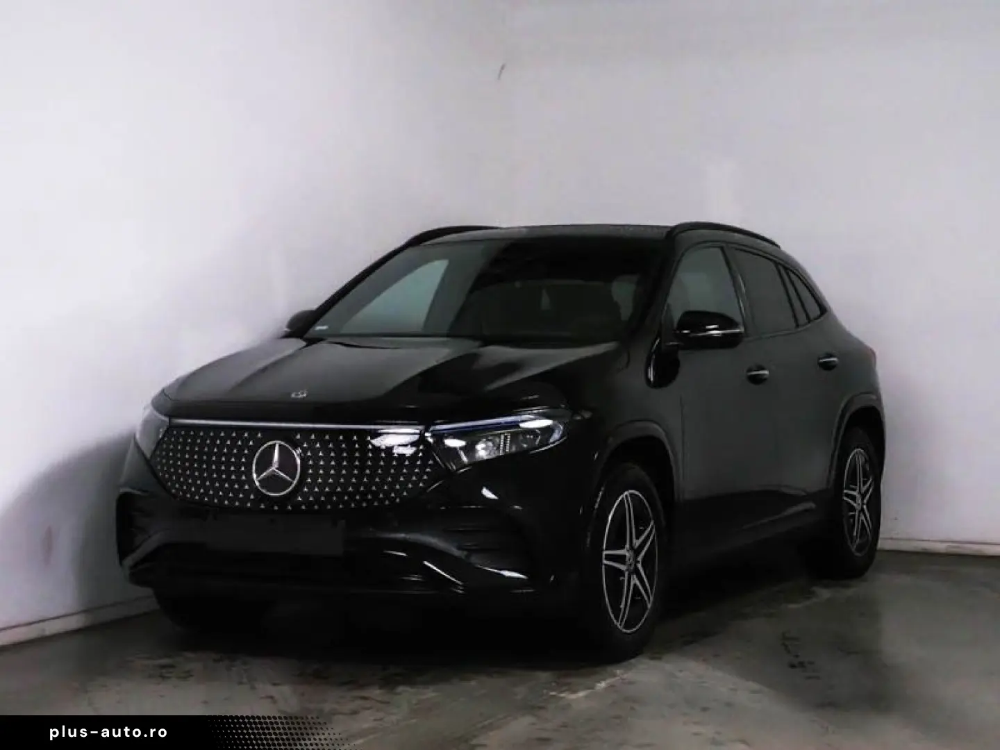 MERCEDES-BENZ EQA 350 4M  BURMESTER AMG PANO AHK NIGHT HUD