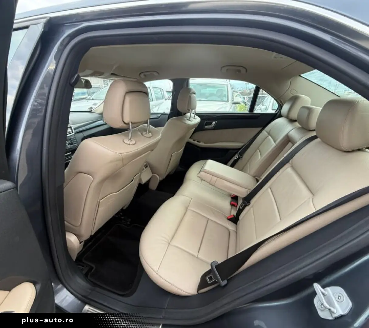 Mercedes-Benz E-Klasse E 220 CDI BlueEfficiency Avantgarde