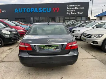 Mercedes-Benz E-Klasse E 220 CDI BlueEfficiency Avantgarde