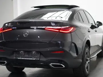 MERCEDES-BENZ GLC300de Coupe 4M 2x AMG PREMIUM PLUS PANO KEY