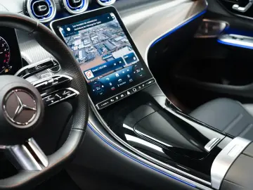 MERCEDES-BENZ GLC300de Coupe 4M 2x AMG PREMIUM PLUS PANO KEY