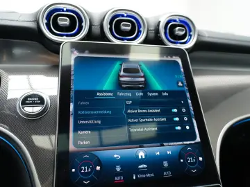 MERCEDES-BENZ GLC300de Coupe 4M 2x AMG PREMIUM PLUS PANO KEY