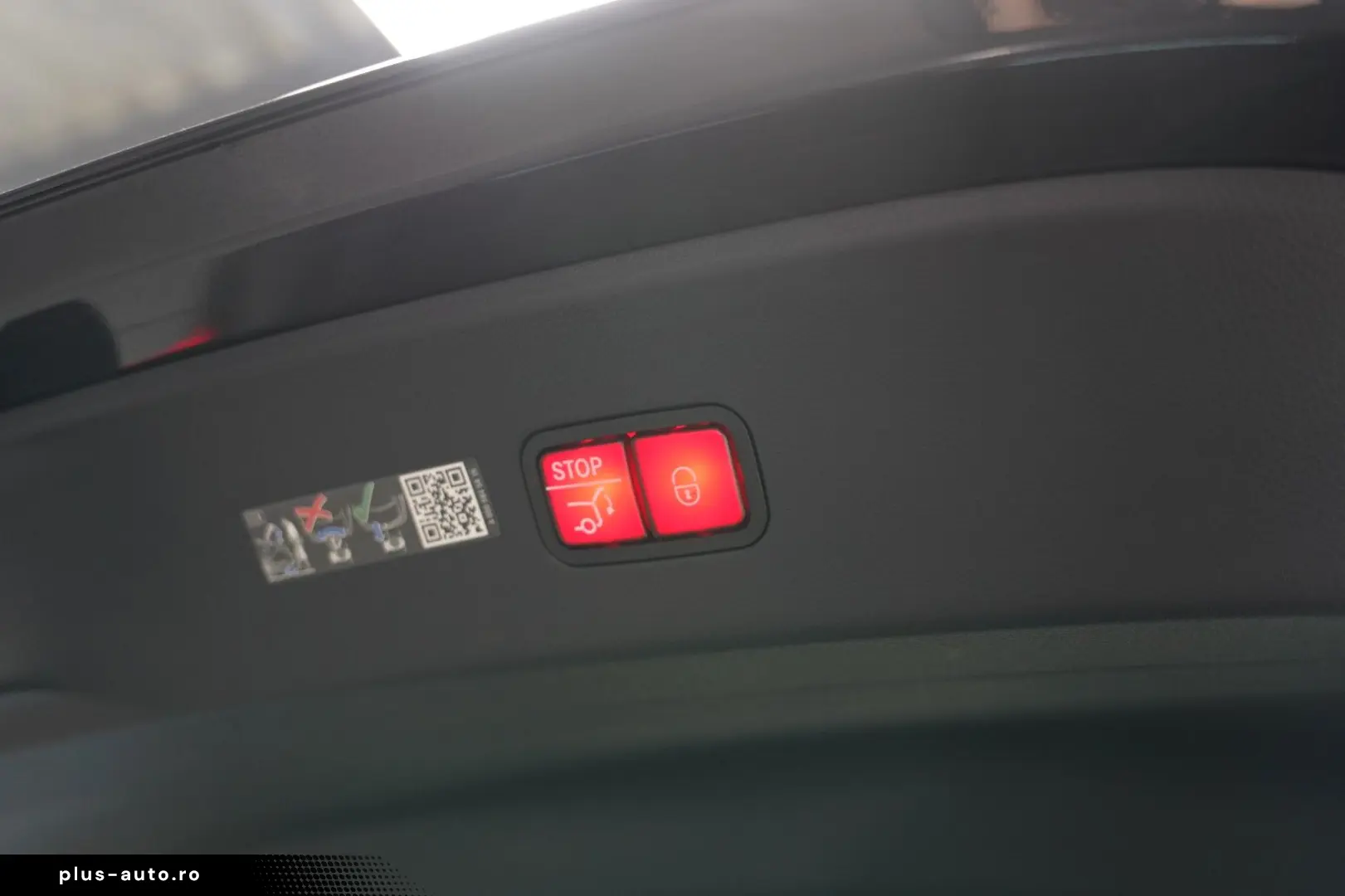 MERCEDES-BENZ GLC300de Coupe 4M 2x AMG PREMIUM PLUS PANO KEY