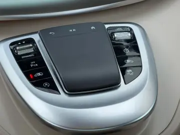 MERCEDES-BENZ V300d EXCLUSIVE.4M.AMG.AIRM.PAN.BURM.360 AHK