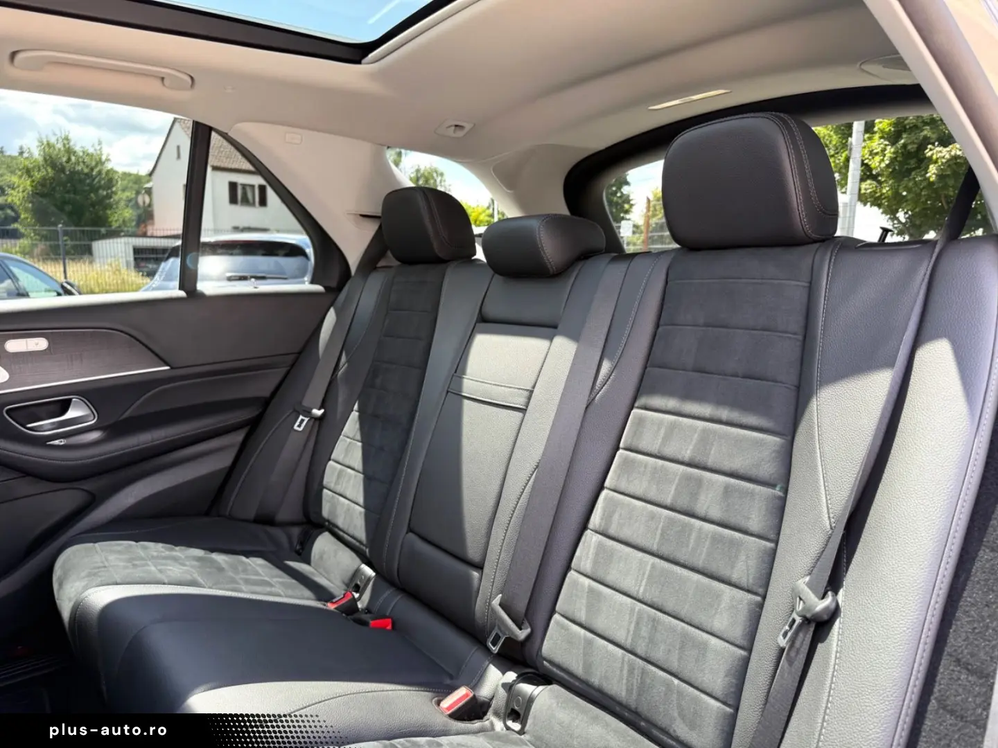 MERCEDES-BENZ GLE 350de 4MATIC PANO Burmester AHK AMG