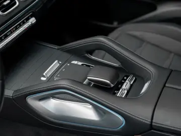 MERCEDES-BENZ GLE 53 AMG 4Matic Panorama AHK