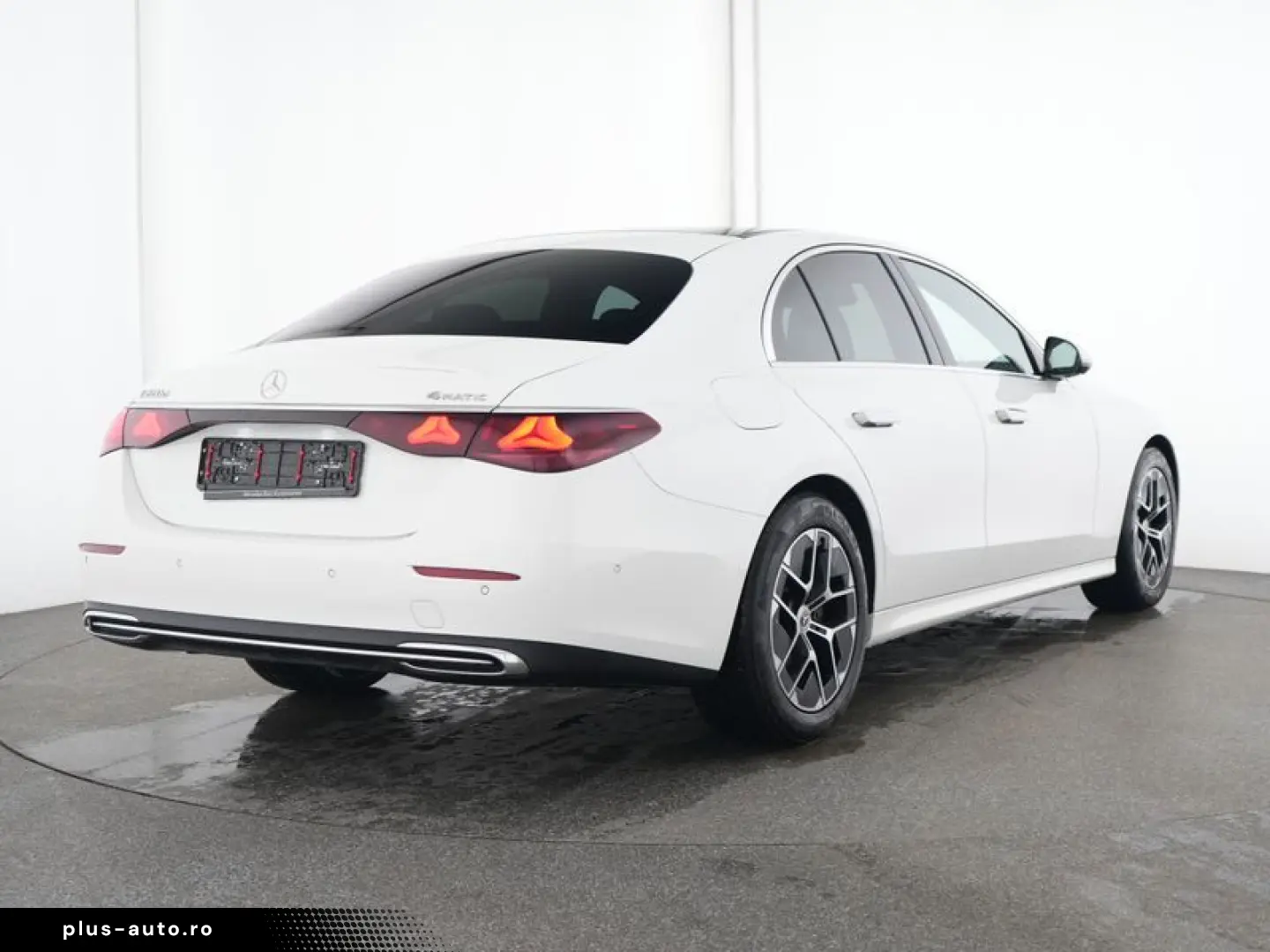 MERCEDES-BENZ E 220 d 4M LED NAVI KAMERA PANO