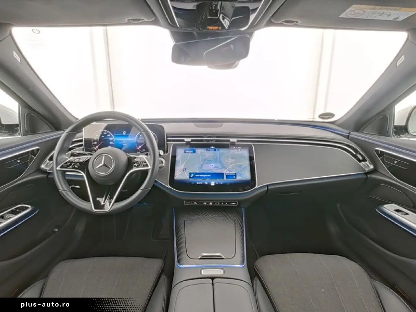 MERCEDES-BENZ E 220 d 4M LED NAVI KAMERA PANO