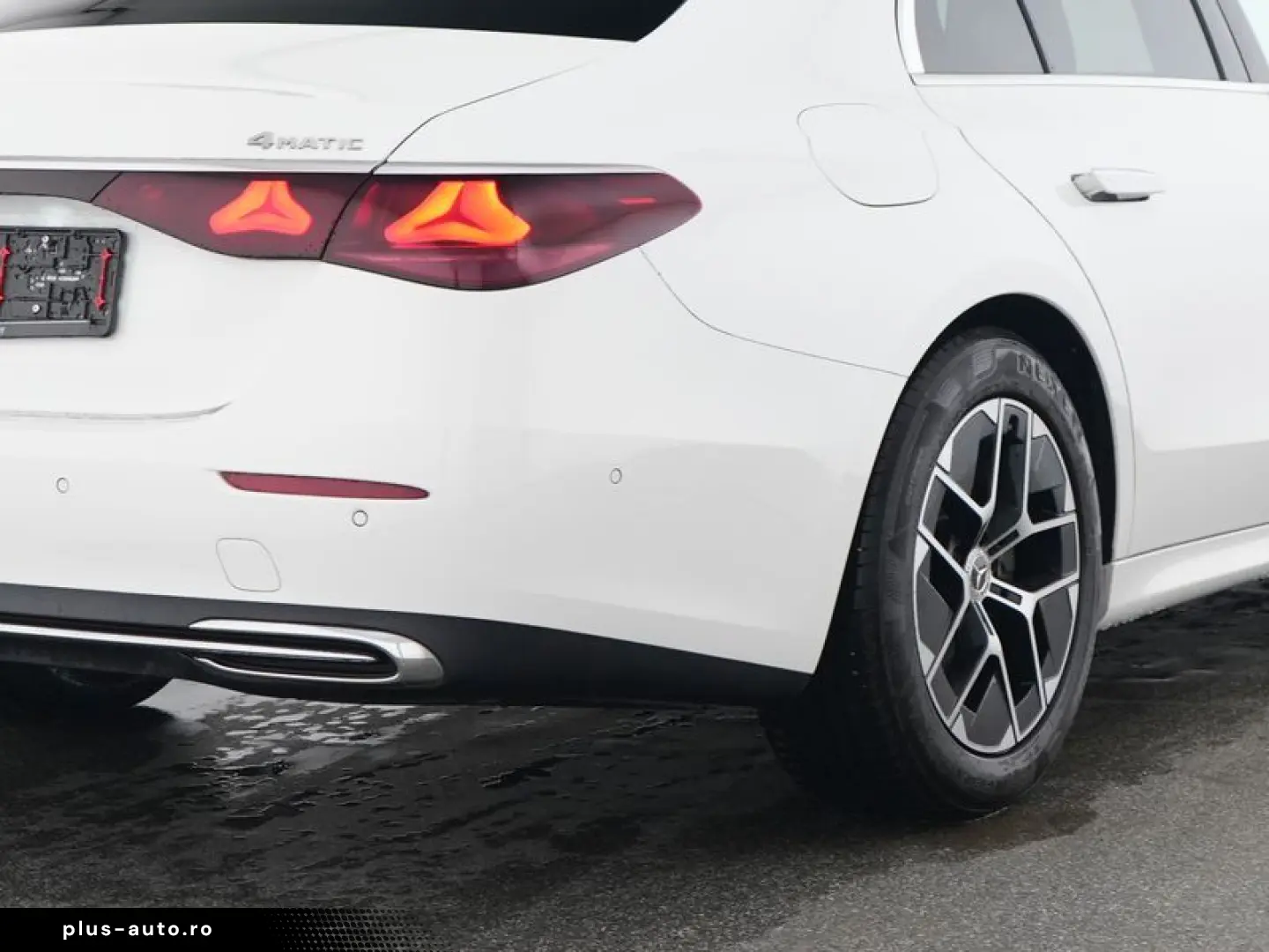 MERCEDES-BENZ E 220 d 4M LED NAVI KAMERA PANO