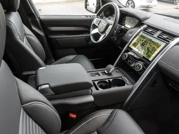 LAND ROVER Discovery D300 Dynamic HSE PANO LED STANDHZG