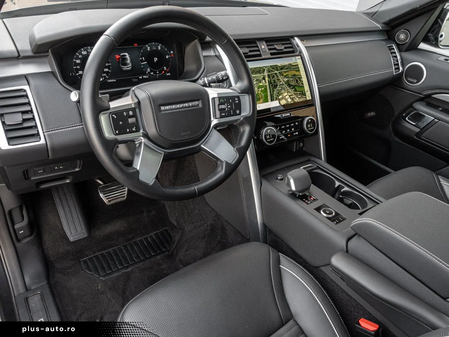 LAND ROVER Discovery D300 Dynamic HSE PANO LED STANDHZG