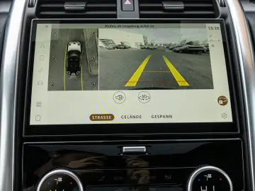 LAND ROVER Discovery D300 Dynamic HSE PANO LED STANDHZG