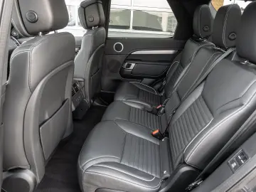 LAND ROVER Discovery D300 Dynamic HSE PANO LED STANDHZG