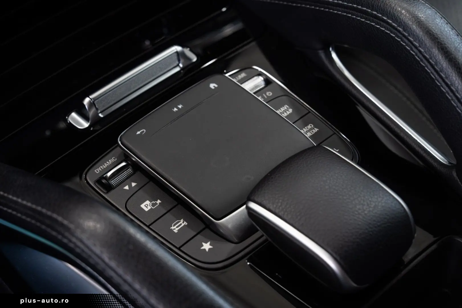 MERCEDES-BENZ GLE 350 de 4M  LEDER NAVI LED-HIGH DAB