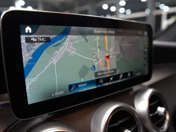 MERCEDES-BENZ GLC 63 AMG 4M Coupe  NIGHT MAGNO HUD