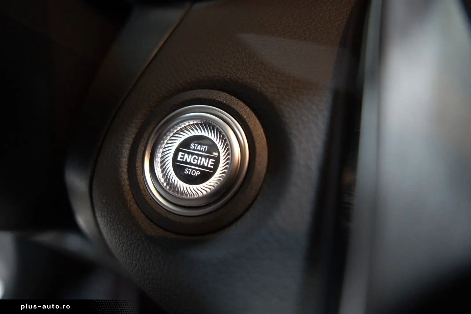 MERCEDES-BENZ GLC 63 AMG 4M Coupe  NIGHT MAGNO HUD