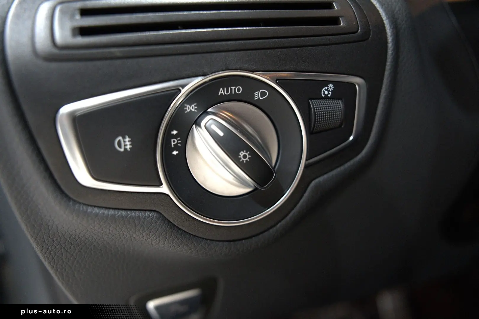 MERCEDES-BENZ GLC 63 AMG 4M Coupe  NIGHT MAGNO HUD