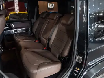 MERCEDES-BENZ G 500 SPORTABGAS BURMESTER MULTIBEAM NAPPA