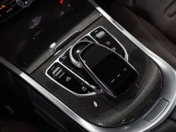 MERCEDES-BENZ G 500 SPORTABGAS BURMESTER MULTIBEAM NAPPA