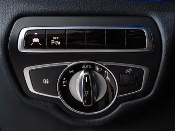 MERCEDES-BENZ G 500 SPORTABGAS BURMESTER MULTIBEAM NAPPA