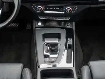 AUDI Q5 Sportback 55 2.0 TFSI e quattro S tronic