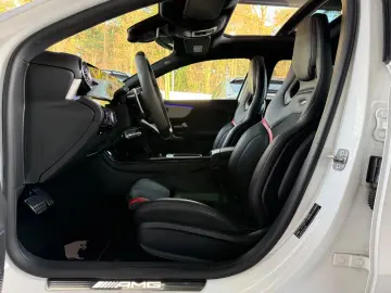 MERCEDES-BENZ A 45 S AMG 4M PERFORM.SITZ AERO PANO FACELIFT