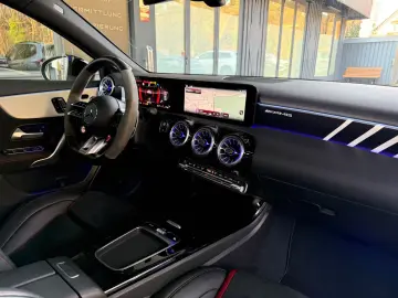 MERCEDES-BENZ A 45 S AMG 4M PERFORM.SITZ AERO PANO FACELIFT