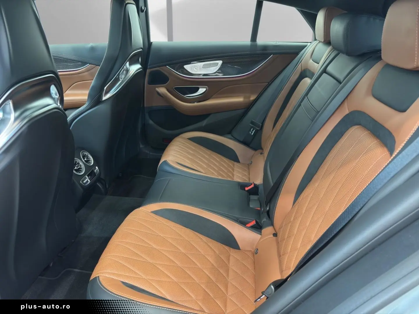 MERCEDES-BENZ AMG GT 53 4M LENKR&SITZ PANO DIST 360