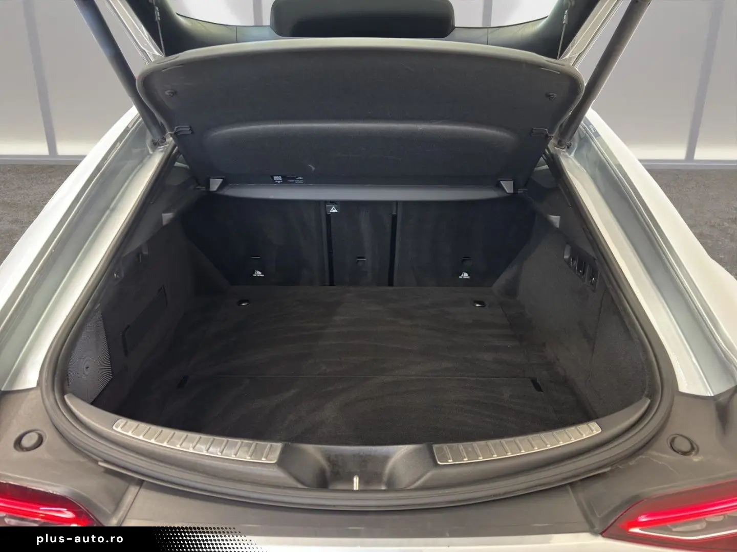 MERCEDES-BENZ AMG GT 53 4M LENKR&SITZ PANO DIST 360