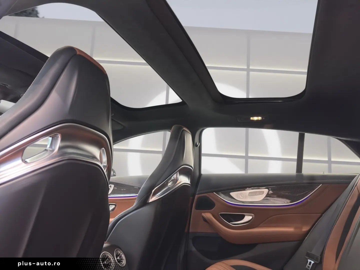 MERCEDES-BENZ AMG GT 53 4M LENKR&SITZ PANO DIST 360