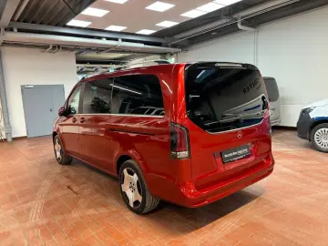 MERCEDES-BENZ V 300 d lang Allrad AHK 2 5t Standheizung