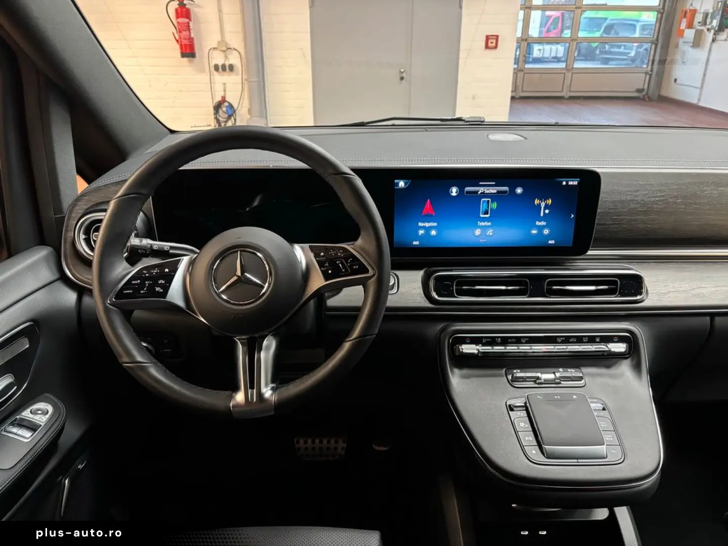 MERCEDES-BENZ V 300 d lang Allrad AHK 2 5t Standheizung