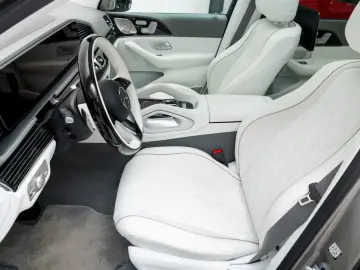 MERCEDES-BENZ GLS 600 Maybach - Emerald Green   MANUFAKTUR