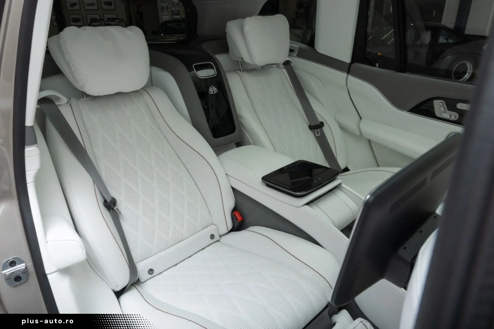 MERCEDES-BENZ GLS 600 Maybach - Emerald Green   MANUFAKTUR