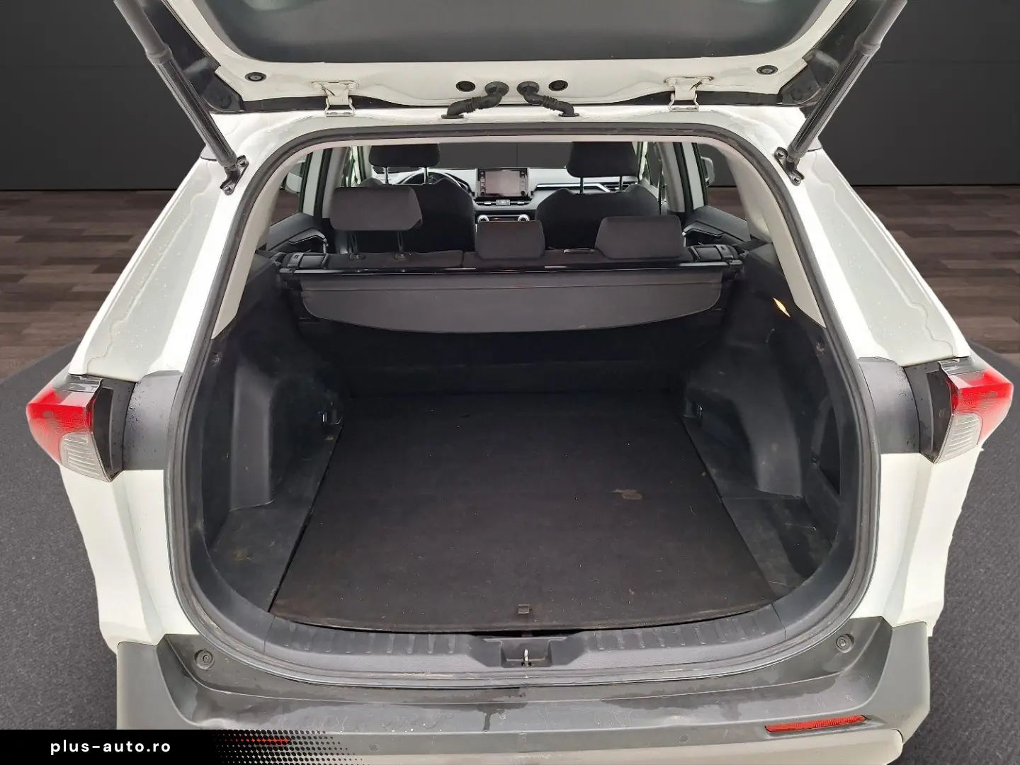 Toyota RAV4 2.5 VVT-i Hybrid Dynamic Plus 4x4 E-CV