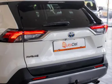Toyota RAV4 2.5 VVT-i Hybrid Dynamic Plus 4x4 E-CV