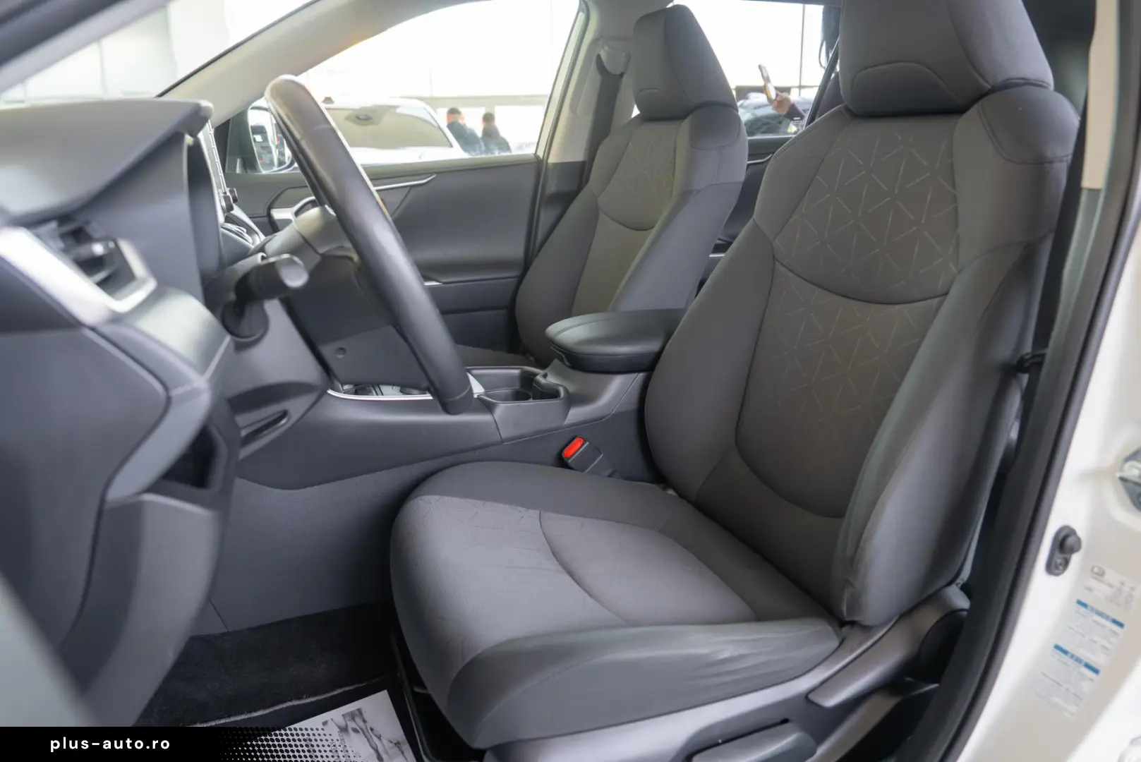 Toyota RAV4 2.5 VVT-i Hybrid Dynamic Plus 4x4 E-CV