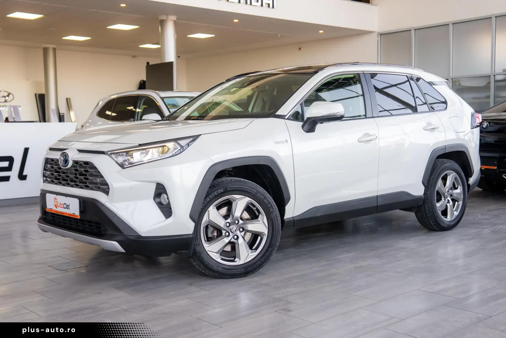 Toyota RAV4 2.5 VVT-i Hybrid Dynamic Plus 4x4 E-CV